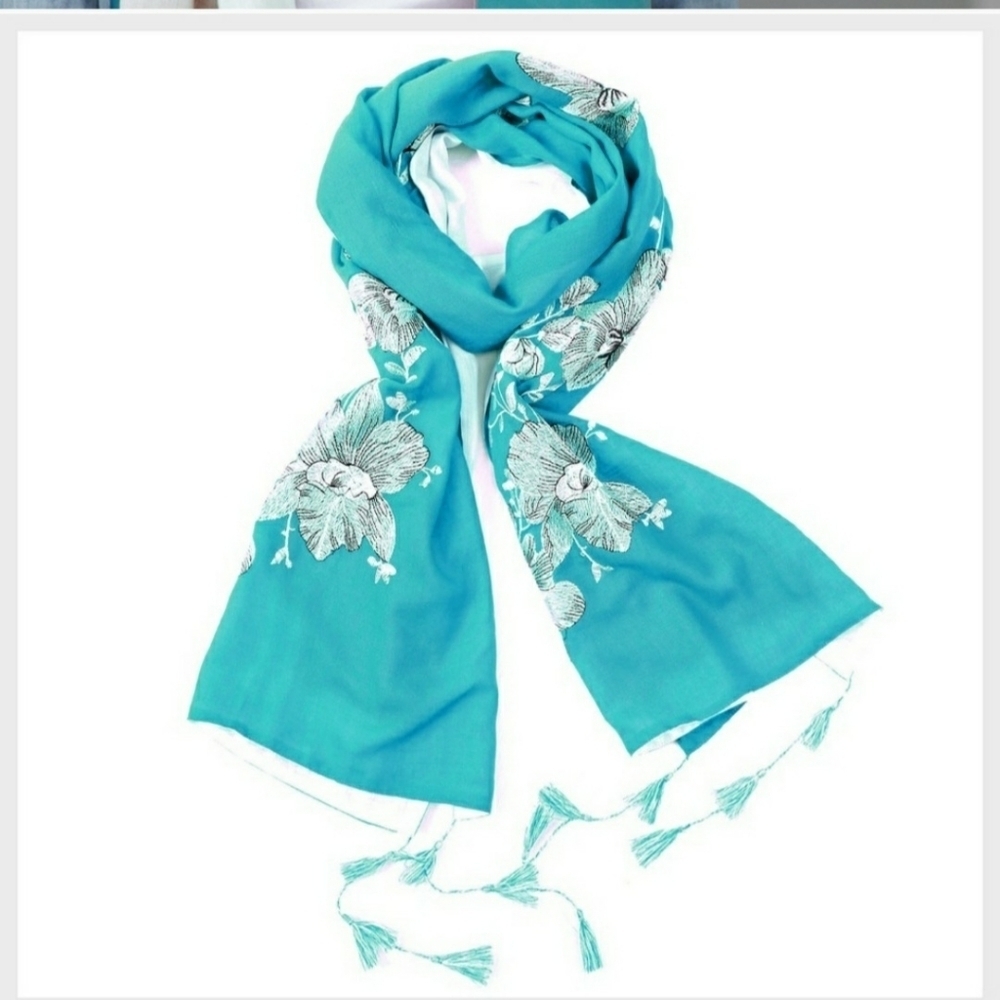 Ladies embroidered bohemian floral scarf - Picture 3 of 6